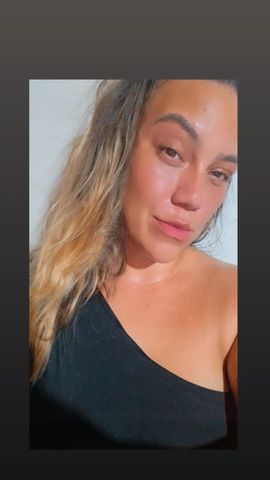 Oi amorzinho prazer vitória, bonita simpática gostosa cheirosa sem frescura.
1,70 de altura 35 anos completinha oral anal vaginal. 
Atendimento em pousada, motel, hotel 
Atendo homens, casais.
Para os mais Safadinho também faço inversão e beijo grego.
Sem frescura completinha carinhosa 
Beijo grego, beijo na boca inversão de papéis.
Oral anal vaginal. Vem gozar gostoso comigo..
Vamos goza gostoso amor...