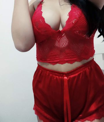 Olá tudo bem vc que está lendo anuncio eu vendo videos e vídeo chamada pous meu esposo faleceu e eu sou mãe sozinha quem puder compra para me ajuda eu agradeço faço verificação que sou real 