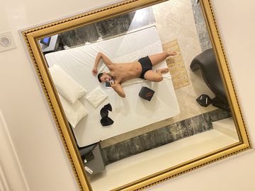 Olá tudo bom
Prazer me chamo Ferreira Queiroz Novidade na cidade, ALTO NÍVEL  
muito sigiloso , discreto , educado , comunicativo.
Sou Carinhoso e muito safado, como você bem preferir !!!

RECÉM CHEGADO NA CIDADE ✈️

Altura : 1.77✅
Peso : 70kg ✅
Idade : 23 ✅
Dote : 20 ✅
Posição : versátil mais ATV
Sou discreto ✅
Oral ✅
Massagem ✅
Dominação ✅
Local discreto obs : CASA

atendo 24 hrs

Atendo em motéis e a domicilio

Atendo chamadas de WhatsApp somente com PIX

Faço ativo Versátil atendo CASAL

🔞🔞🔥😈😈