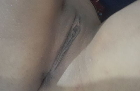 100$ 15 minutos  a rapidinha, sou Limpinha , cheirosinha , raspadinha, oral caprichado , vem sentir um prazer gostoso 😋 