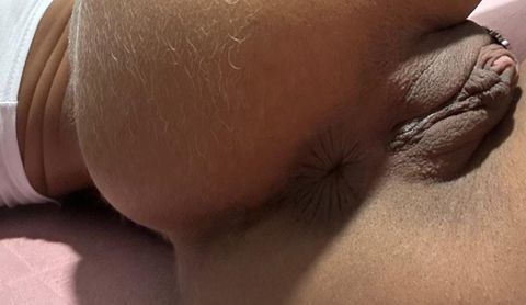 
Olá, tudo bem? Sou Pietra kock 💋 Uma mulata doce, educada e sofisticada com bundas e peitos esculpidos perfeitamente e corpo em forma. Uma personalidade carismática. Muito sedutora e quente, não perca tempo, manda-me uma mensagem.. Gosto de festas, jantares, viagens generosas. Sou a mulata do oral perfeito 👄 📍1 hora 250 📍30 min 180 Restrições: Não faço penetração sem camisinha 💒 Meu local fica em campo grande Atendo em hotéis e motéis também.. 📍 Deslocamento a combinar