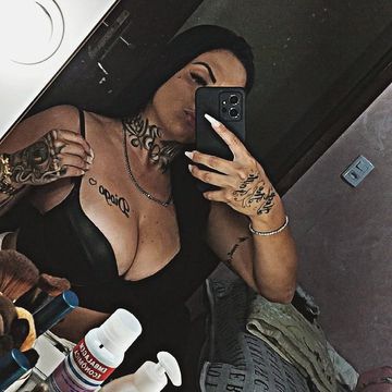 morena mulheres piraquara pr morena tattoada excelente companhia venha me conhecer e desfrutar dos melhores momentos comigo vai ser um enorme prazer mulheres piraquara pr sugar baby acompanhante atriz porno casais eles morena 70 160 jd bela vista 27