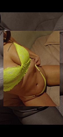 Morena 1,78 de altura magra dona de um corpo que vai te levar ao delírio e uma mamada babada e gulosa digna de bis