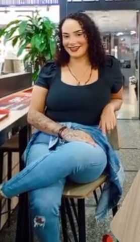 Ola, meus amores, prazer me chamo wandyu.
sou simpática, extrovertida, tenho um bom diálogo, gosto de satisfazer meus clientes, lhes convido a passar ótimos momentos de prazeres comigo ☺️