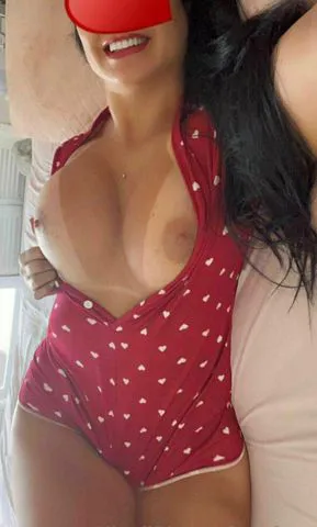  Até 2 Gozada por 100 só hoje! Morena peituda 384153