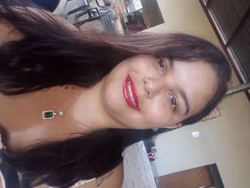 Oral inesquecível venha se deliciar com a minha bucetinha cuzinho apertadinho 