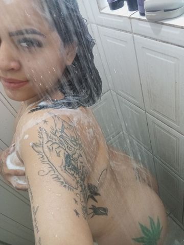 Morena tatuada do bucetão greludinho gostoso  309555