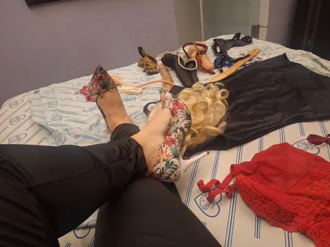 Mulher ativa, dominadora sádica perversa. Fetichista 367889