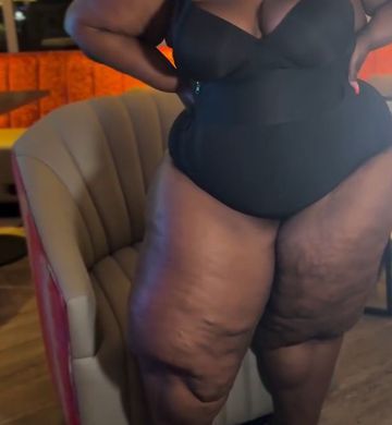 Olá,Me chamo Fer,tenho 40  anos, de pura gostosura,1.69 de altura, gordinha,seios avantajados, bumbum Guloso coxas grossas, pepeka lisinha e apertadinha,se vc é admirador de Gordas está no perfil certo 
Atendimento somente com hora marcada,  atendimento das 8h da manhã até às 12h 
Das 23h até às 2h horas da manhã, não atendo ligações,só me chamar se realmente for marcar....

