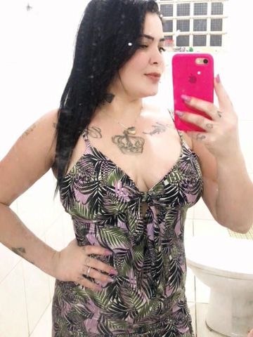 Sou nova neste ramo ainda não tenho local mais ofereço meus serviços com muito carinho e dedicação 