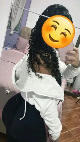 Oi venham ter um momento de prazer comigo tenho a buceta carnuda grelo grandinho sou completa para lhe satisfazer me chama para marcamos sem decepção  vendo vídeos e fotos faço chamada de vídeo sou nova bem fogosa tenho peito pequeno bunda grande toda linda  sou uma excelente escolha 