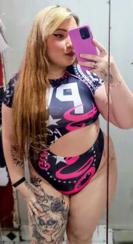 Meia hora 150$
Uma hora 200$ 
Tudo com preservativo, vamos combinar nosso encontro.