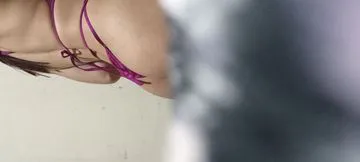 Oie me chamo karolayne tenho 23 anos atendo o dia todo todos os dias 
Trabalho com chuva dourada, chuva prateada, inversão de papéis entre inúmeros outros serviços,  atendo em hoteis/moteis
