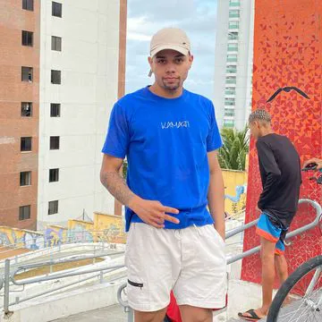 Um macho safado e sagaz, novinho que faz acontecer gostoso 