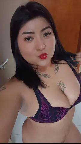 Olá, amore. Me chame pelo nome de Victoria Martins e sou uma acompanhante objetiva e muito carinhosa, valorizo a higiene íntima e pessoal.

Faço preliminares, vou fazer um belo sexo oral em você, deixo chupar meus seios, se quiser. Venha ter uma experiência única e sair com uma deliciosa finalização feliz.

Meu local é limpo, tranquilo e organizado aqui na região de nova mirim, na cidade de Praia Grande. Vou a motéis e hotéis, com valor a combinar. Me chame pelo telefone 11974615716, e te ensino como chegar aqui. Te espero