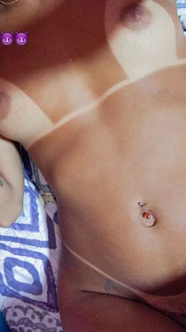 Nova na cidade atendimento bem tranquilo atenciosa, vem goza com a put@ bebê😈🙈