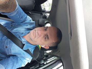 Procuro mulheres  ou casais que gostem de um bom sexo casual  sem compromisso....
Discreto e sigiloso....Não tenho vícios
Não tenho local, só motel...
Não curto homens de forma alguma...
Só me procure se realmente houver interesse...
Dando tudo certo posso ajudar financeiramente de uma certa forma.....