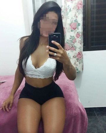 Morena sem frescura... Com local
Sem decepção... 
Pra homens de bom gosto!