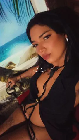 A gravidinha para realizar as suas fantasias Sou morena carinhosa faço massagem tântricas massagens corporal stripes inversão de papel atendo casais atendo no meu local , motel e hotel , amo ganhar presente, aceito Pix dinheiro e cartão débito e crédito , também realizo fetiches 