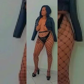 ✨ Prazer, sou uma mulher simpática, elegante e cheia de personalidade!
Gosto de boas conversas, momentos agradáveis e de conhecer pessoas interessantes. Sou atenciosa, educada e carinhosa, valorizo o respeito, a discrição e a boa companhia.
Meu objetivo é proporcionar momentos especiais, com leveza, atenção e uma experiência agradável. Se você procura uma companhia para sair da rotina e aproveitar bons momentos, será um prazer nos conhecermos. 💋✨ Sem local