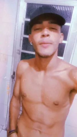Magrinho,branquinho de 20cm topa de tudo vem se deliciar no dudu, faço vídeos chamada,  vendo fotos, vídeos personalizados atendimento a todo tipo de público 