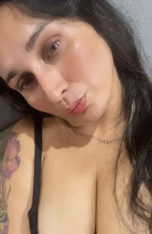 Sou massagista terápeuta e tântrica  382147