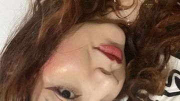 Vem fuder com a ruivinha gostosa minha buceta e apertadinha e macia 