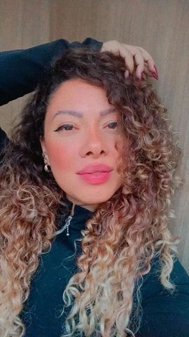 KAREN DANADINHA 257578