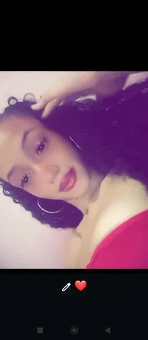 Me chamo Vivian, tenho 18! Anos sou carinhosa, é estou disponível pra satisfazer seus desejos 🫣muito prazer é toda paciência é carinho do mundo  😏😏 Adoro fica meladinha na pica 😈 Estou localizada na Martin de Sa  Per noite hoje por apenas 800 reais chama bb 😏🔥 Vivi Moranguinho 🍓🍓