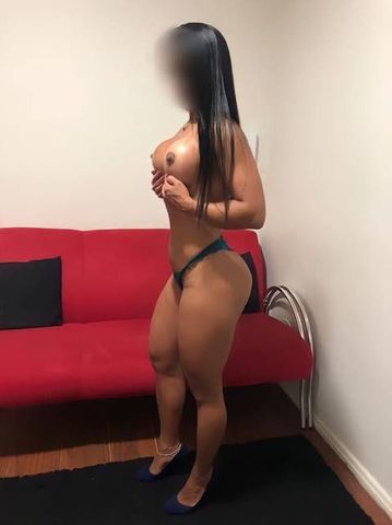 bela massagista com local mulheres sao luis ma com local e garagem discreto morena 21 anos mulheres sao luis ma acompanhante massagista sugar baby eles elas casais morena 65 170 calhau 21