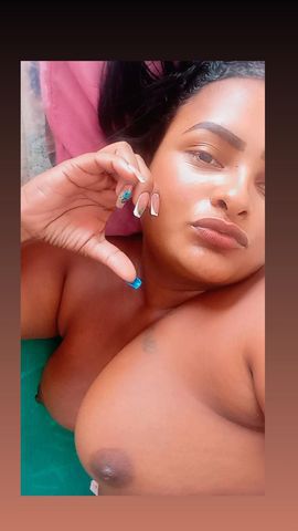 Sou bem calma , paciente acima dos meus limites, carinhosa, so me chame se for uma coisa certa , pra nem eu e nem VC perder tempo 🌡️, meus horários são variáveis  tenho certeza que não irá se arrepender caso queira conhecer meu corpo ,marque um horário,vou te fazer feliz 