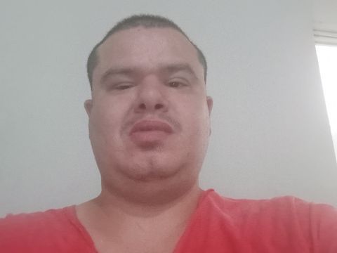 Prazer Sou felipe silva mota sou divorciado 37 anos de idade pai de três filhos sou  sou acompanhante de luxo de lorena sao paulo sou prestador de serviços sexuais atendo mulheres idosas bem sucedidas financeiramente tenho mais de 10 anos de experiencia atendo lorena e sao paulo me desloco até 200 km cobro R$ 500,00 por hora de serviço R$ 2.000,00 diária  atendo somente com hora marcada atendo em hoteis moteis 