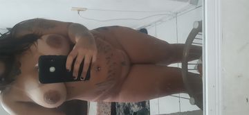 Oi mores, sou a Bia
Uma morena estilo mulherão , educada,cheirosa, simpática e cheia de tesão !
Gosto de fazer o oral  bem babadinho sem camisinha (dependendo da higiene)
Faço todas as posições, anal tbm faço porém depende do tamanho
Não sou apressada, gosto de satisfazer o cliente.

Faço massagem trântrica e relaxante, 
Faço chamada vídeo tbm, atendimento virtual e presencial.
Tô esperando você, NÃO TENHO LOCAL ATENDIMENTO EM MOTÉIS OU POUSADAS.