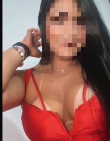 Oi amor, sou a Becka , trabalho com massagens com final feliz. Bia massagem! 