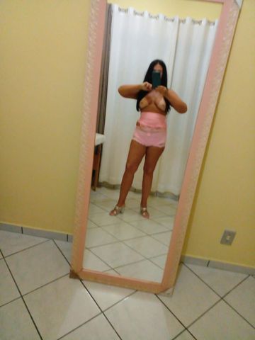 Olá sou a Paola mulher sedutora carinhosa e experiente 
Faço vários tipos de massagens 
Tenho local discreto e aconchegante atendo sozinha 
Meu Prazer é sua Satisfação 
Não sou a mais linda 
Mas te prometo te fazer sentir o Melhor 
Deixo você chupar minha bucetinha cheirosa 
Aceito todos os tipos de cartão 
Das 6:00 manhã até às 19:00
Estou a disposição pra te proporcionar Momentos Inesquecível bjssss