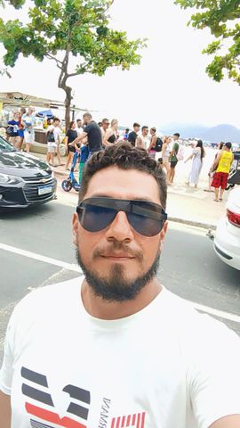 Moreno novo na cidade 272687