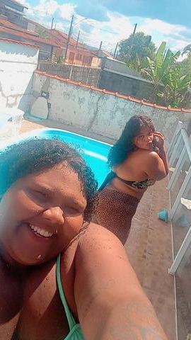 Duas gordinhas gostosas sexy em busca aventuras sexuais , satisfazemos todos os seus desejos venha se divertir conosco!! Peitudas e rabudas temos um local  agradável disponíveis para atendimentos juntas e individuais nos chame que mandamos mais fotos 