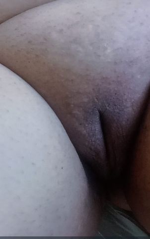 Só uma coroa 👑 safadinha quer gostar de dá práze e sentir sem restrição meus amores só entre em contato comigo se realmente estiver afim dê tê muito prazer 