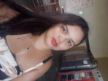 Oral inesquecível sem camisinha venha goza gostoso cuzinho apertadinho pode goza onde vc quiser 