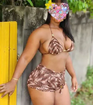 Morena cavala dos seios fartos rabuda cabelos  longos toda durinha sem frescura adoro um sexo sem frescura sou sem enganação 