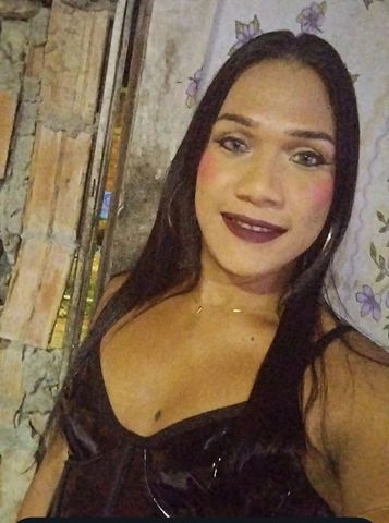 Sou morena corpo natural bem feminina realizo seu s desejo 