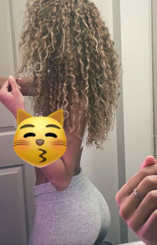 Lara  Rabelo  266442