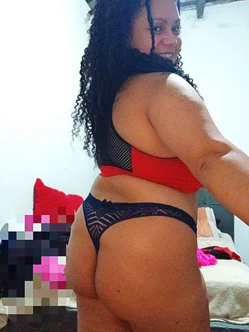 Morena baixinha * Quero ser a pessoa que realiza todos os seus desejos mais secretos. 😈💋🌶🔥   
Chamadas de vídeo , fotos , e videos !                                  Obs : cada desejo tem um valor diferente. 