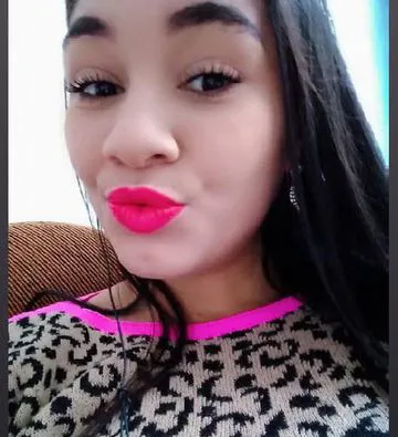Adoro ser sua putinha 