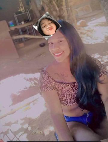 Oie amores vem se feliz comigo safadinha bem gostosa nifetinha 
