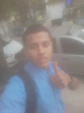 Sou um bom ouvinte e estou pronto pra fazer o meu serviço da melhor forma possível em atender as espectativas do meu cliente de um jeito profissional