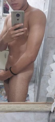 Sou novo aqui, atento na sua residência ou hotel/motel se preferir sou bem novinho e fofo
Atento somente mulheres
Favor não insistir.