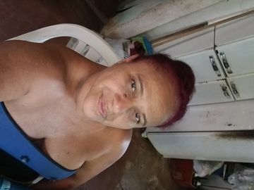Faço boquete bem gostoso pode ser homem ou mulher não tenho local  posso fazer no seu carro também..obs..só faço boquete e tenho mas interesses em mulheres 