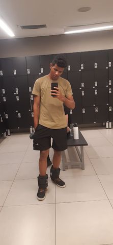 Opa tudo bom como é que você está quer se divertir me chama você vai ver coisas que vai sentir coisas que não acontecem no dia a dia tá esperando o quê
