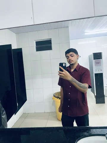 Atendo mulheres que buscam se satisfazer 